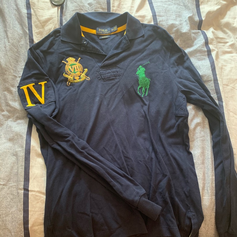MENS small polo